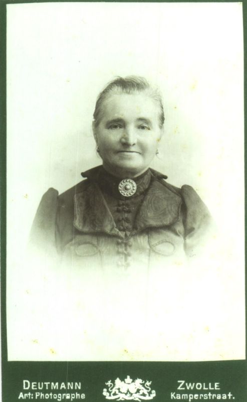 Langenberg-Bousema, Engelbertha Gezina 